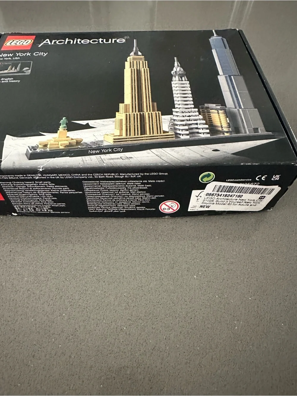 LEGO Architecture New York City 21028 Complete Retired Set w/ Box & Instructions - Picture 2 of 16